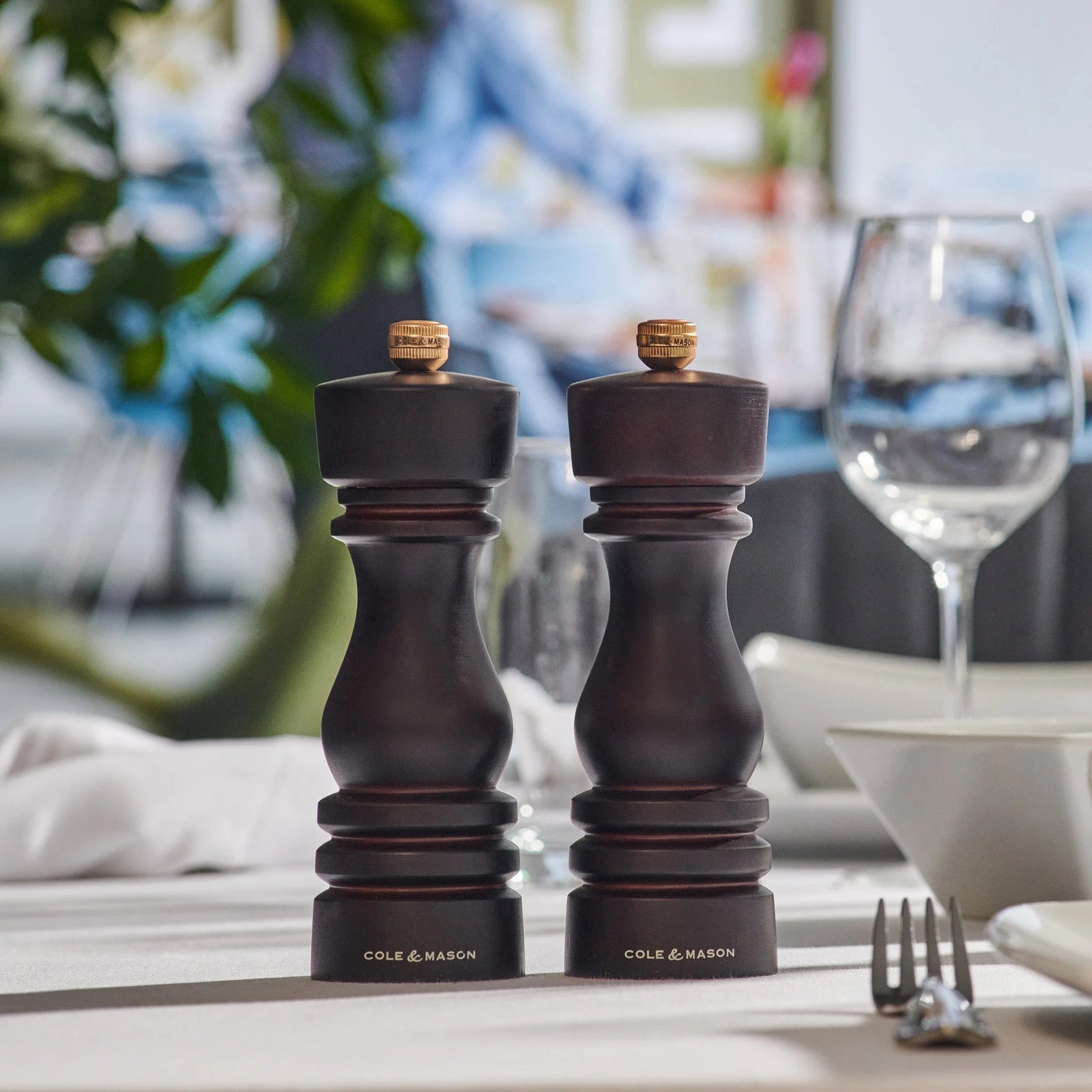 Cole & Mason London Collection Salt & Pepper Mill Gift Set – Chocolate Wood – 7" / 18 cm