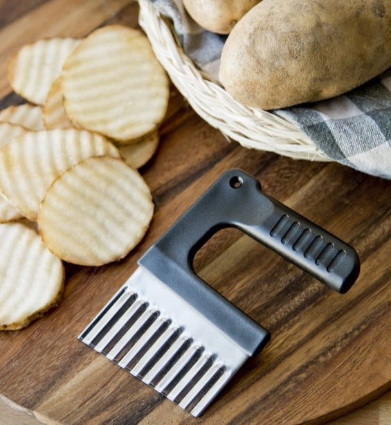 Fox Run Crinkle Cutter by Kitchen Niche