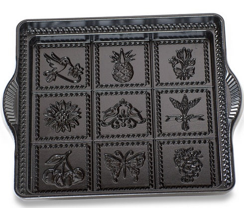 Nordic Ware English Shortbread Pan by Kitchen Niche