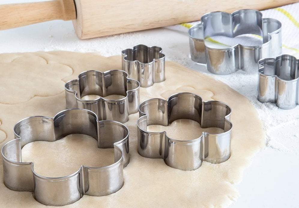 Fox Run Flower Cookie Cutter Set by Kitchen Niche