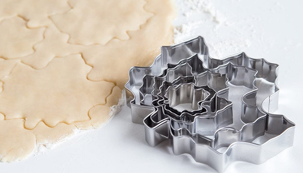 Fox Run Maple Leaf Cookie Cutter Set by Kitchen Niche