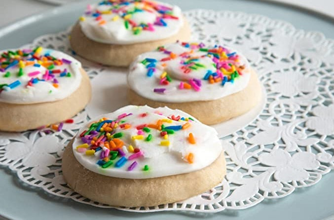 Fox Run Paper Lace Doilies 8.25" Set of 24 by Kitchen Niche