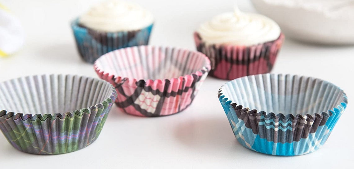 Fox Run Plaid Baking Cup Set of 75 by Kitchen Niche