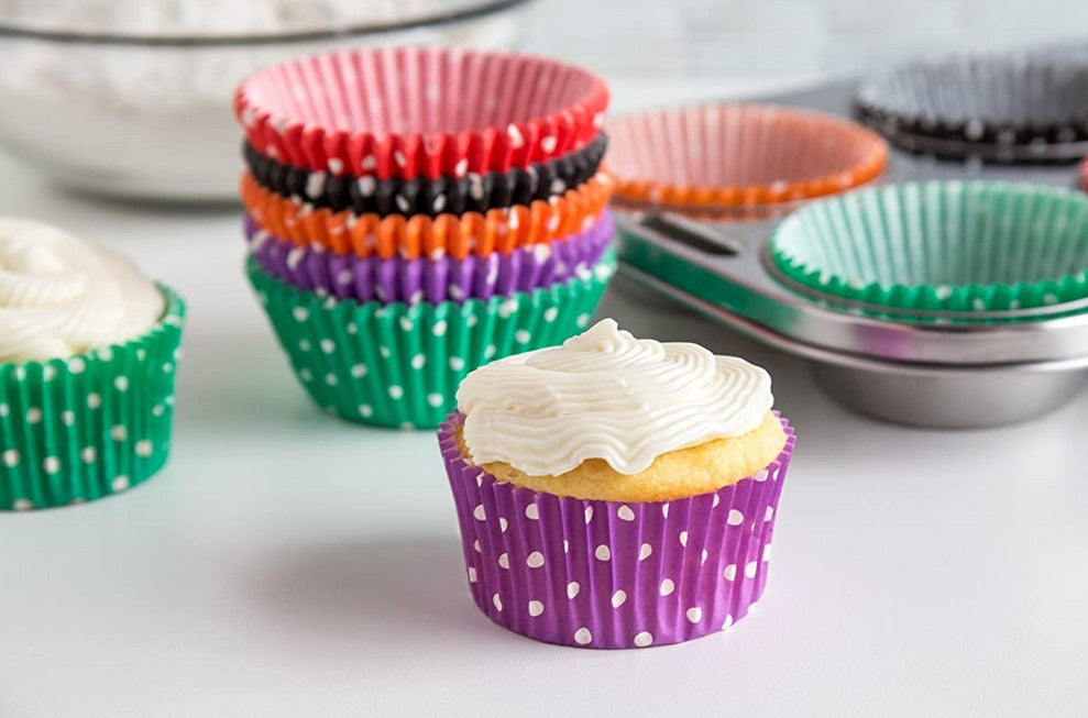 Fox Run Polka Dot Baking Cup Set of 300 by Kitchen Niche