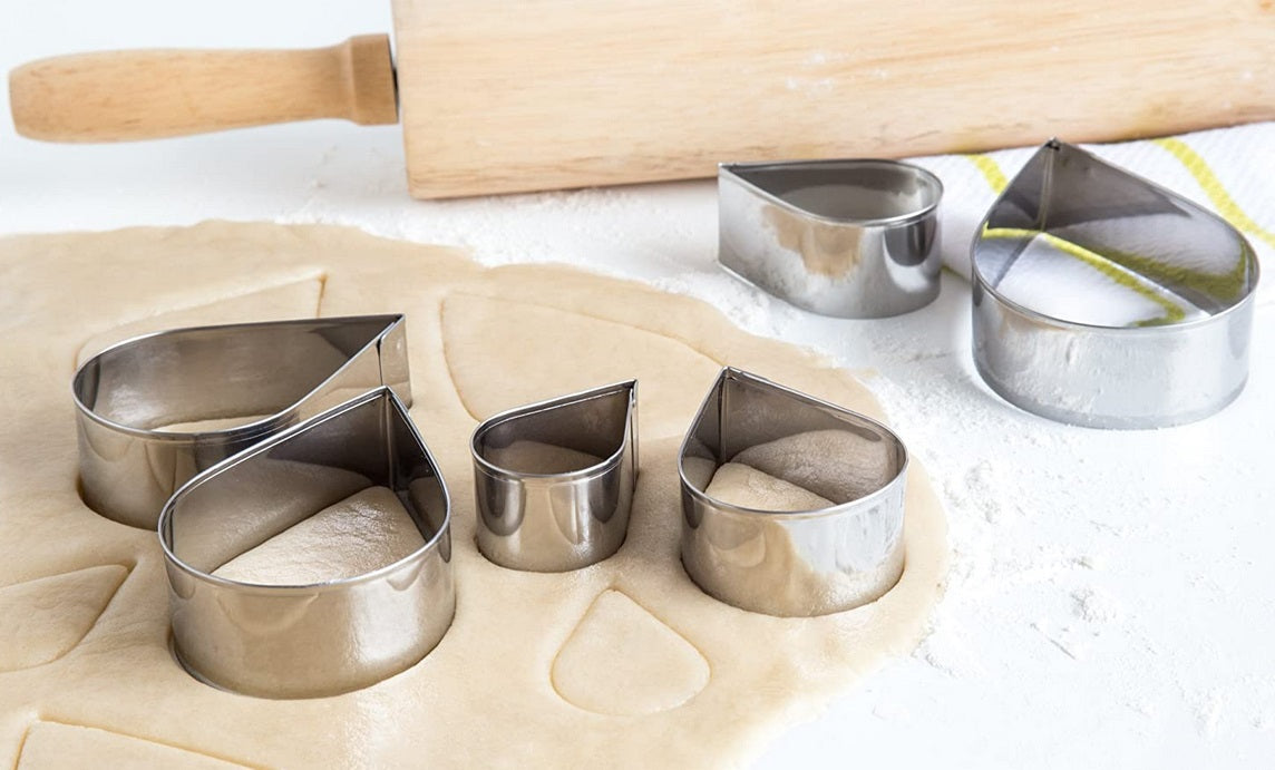 Fox Run Tear Drop Cookie Cutter Set by Kitchen Niche