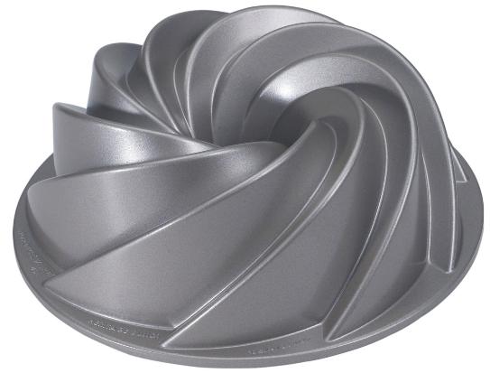 Nordic Ware Heritage Bundt Pan