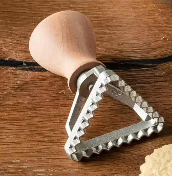 Marcato Triangle Ravioli Stamp Cutter 54mm / 2.13" by Kitchen Niche