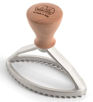 Marcato Premium Oval Ravioli Stamp Cutter – 100 mm / 4"