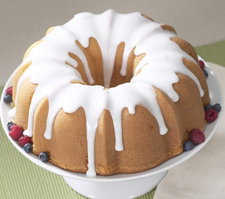 Nordic Ware Original Cast Bundt Cake Pan by Kitchen Niche