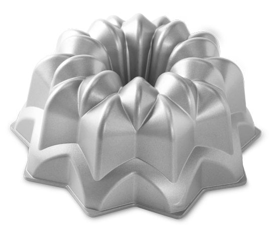 Nordic Ware Vintage Star Bundt Pan by Kitchen Niche