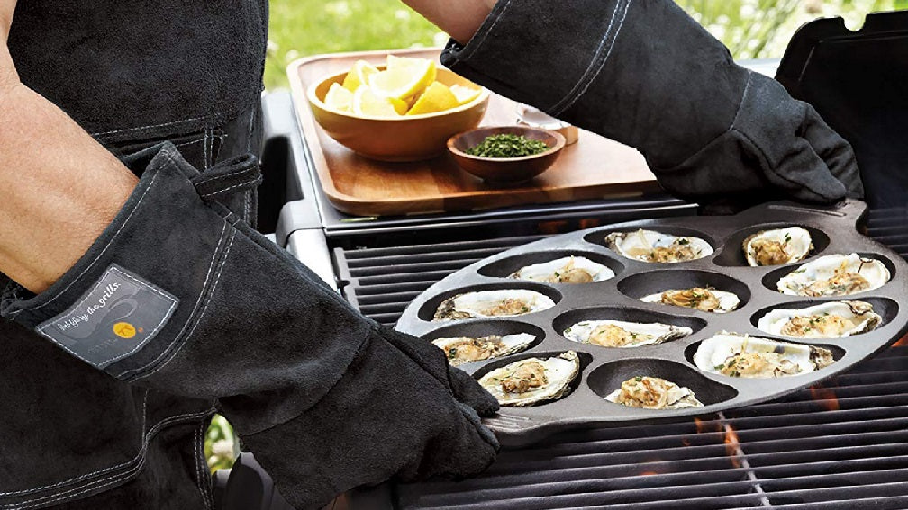 Outset Black Leather Grill Gloves by Kitchen Niche