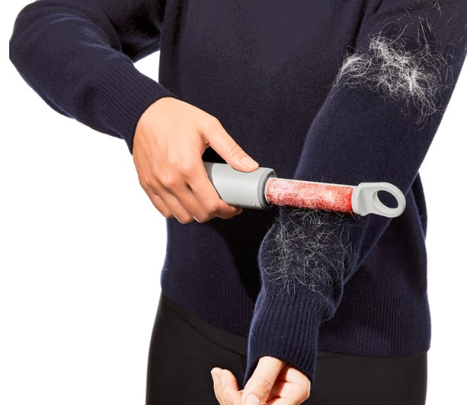 Oxo On-The-Go Lint Brush by Kitchen Niche