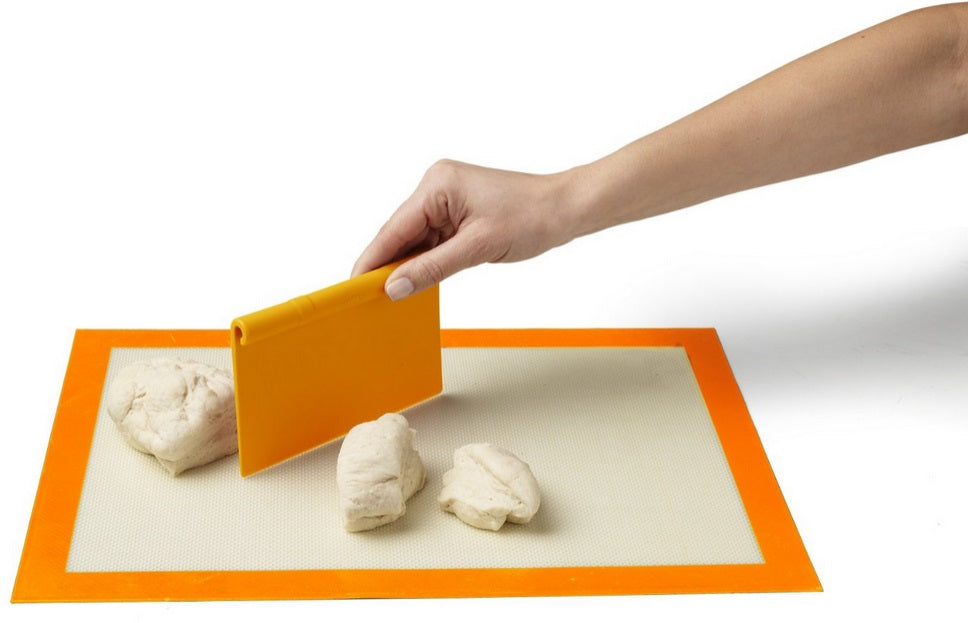 Chef'n Pastrio 3 in 1 Bench Scraper Set by Kitchen Niche