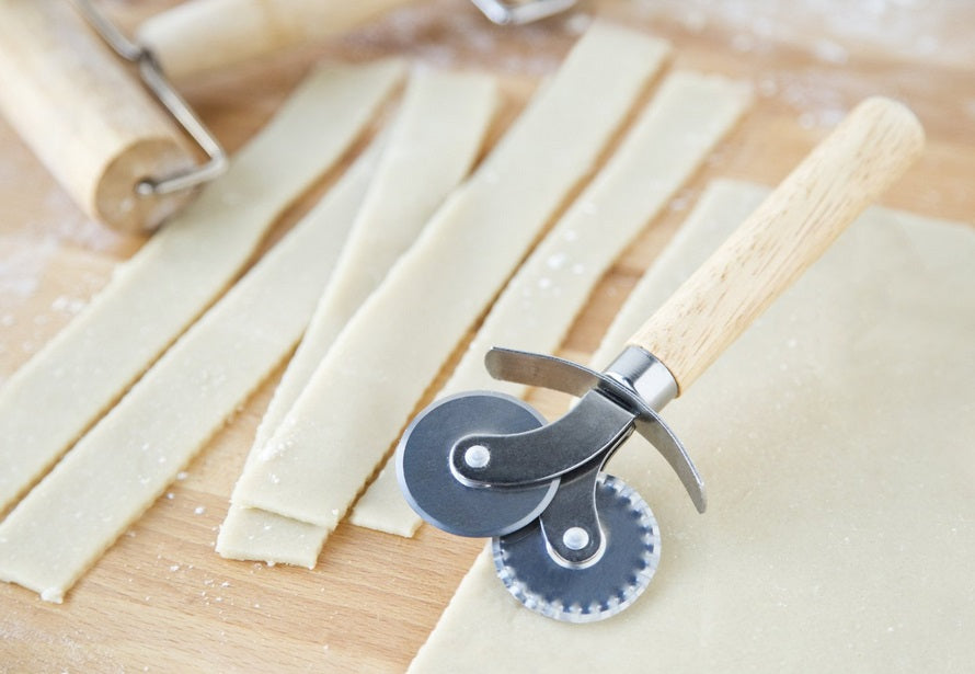 Fox Run Pastry Crimper &amp; Cutter by Kitchen Niche