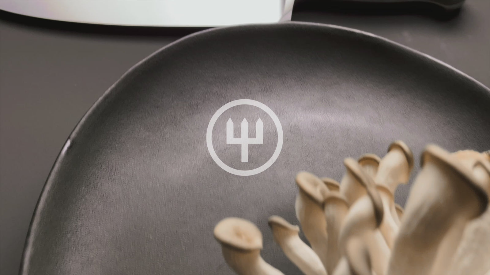 Wüsthof Classic Velvet Oyster Steak Knife – 4.5"