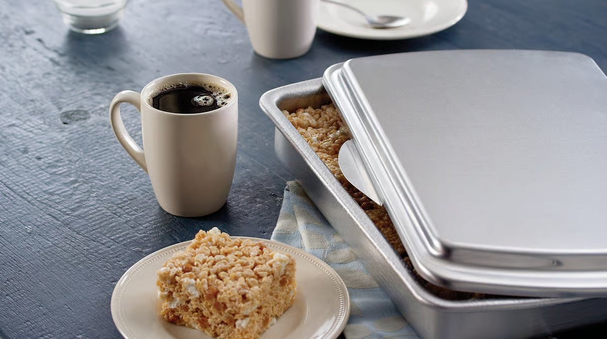 Doughmakers Sheet Cake Pan Lid – 9" x 13" by Kitchen Niche