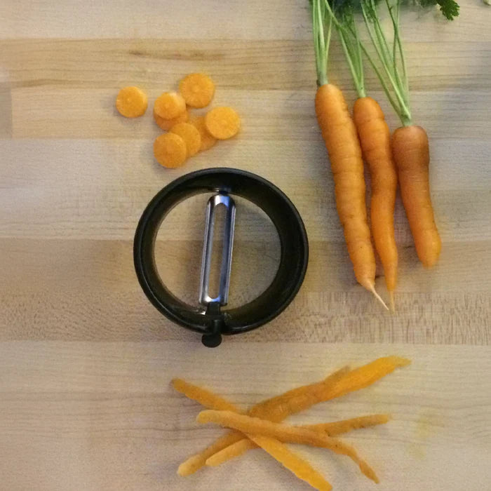 Microplane Grip n'Strip Peeler