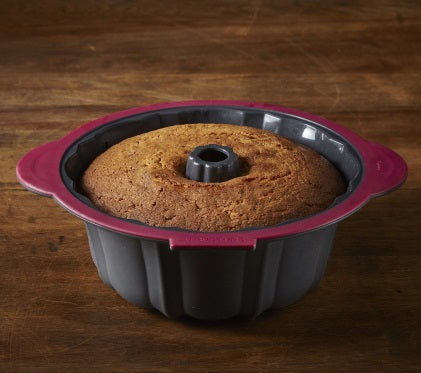 Trudeau Silicone Pro Fluted Cake Pan 10-Cup by Kitchen Niche